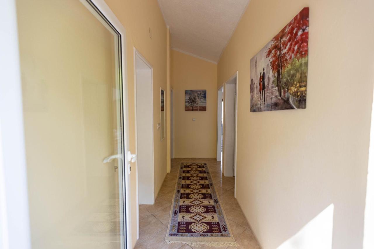 Verica Apartment *